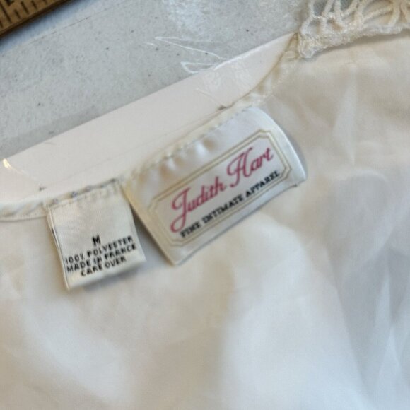 Vintage Judith Hart White Long Womens Robe Medium Crochet Maxi Elegant - Picture 10 of 13